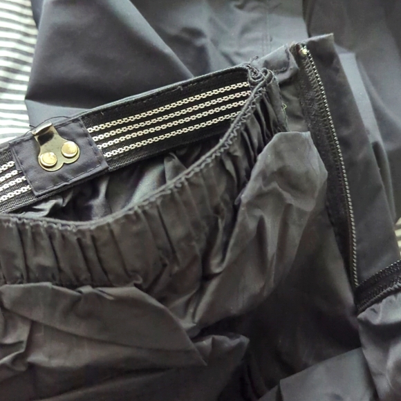 Ripzone black Snowpant - Picture 8 of 11